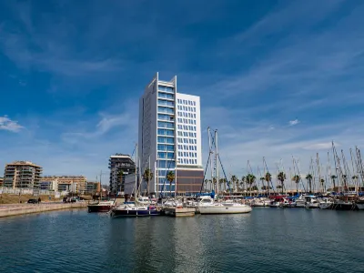 Hotel Marina Badalona Hotels near Badalona Beach