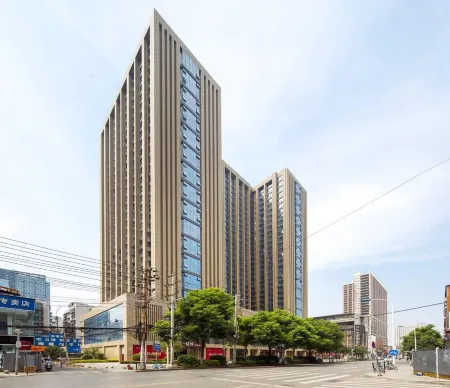 Changsha Boya  Hotel (IFS International Financial Center Wuyi Square)