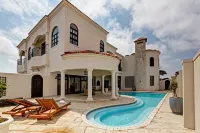 Lagoon Suites Guesthouse CC