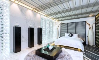 Hotel The Designers DDP - Housity