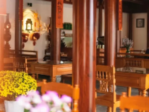 An Nam Huế Homestay & Restaurant Hotels in Huong Thuy