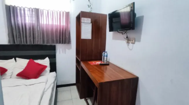OYO 1380 Velodrome Family House Syariah โรงแรมใน
