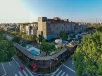 Foshan Lanshe Designer Homestay (Shunde Fengjian Shuixiang Branch) Hotels in Fengjian water resort area