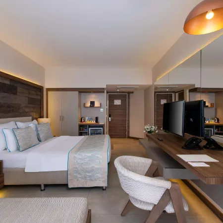 Design Plus Seya Beach Hotel