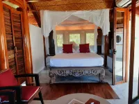 Villa Louise Hue Beach Boutique Hotel Hotels in Phú Vang District