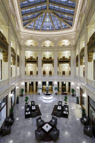 ロビーラウンジ アロフト デトロイト アット ザ デイビッド ホイットニーの写真