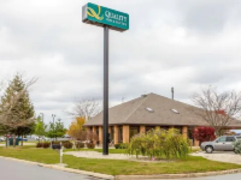 Quality Inn St Marys Hotels in Auglaize County