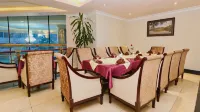 Elilly International Hotel - Aamiainen