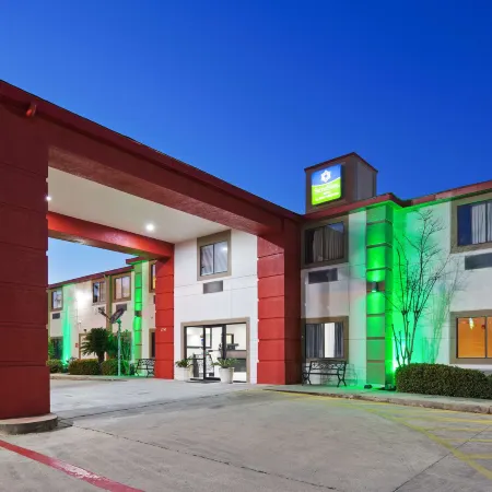 SureStay Hotel by Best Western Orange