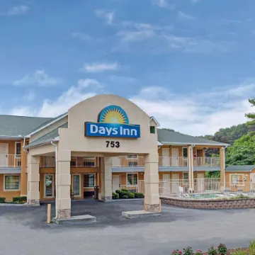 Days Inn by Wyndham Marietta White Water