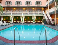 Ayres Hotel Costa Mesa Newport Beach - de playa