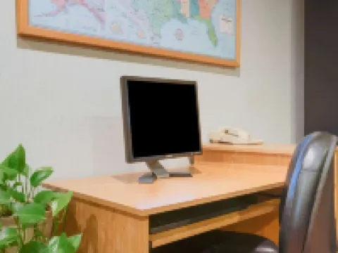 Super 8 by Wyndham Monett Hotels in Monett