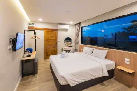 The Chu’s Boutique Hotel Отели рядом с достопримечательностью «Small Sandy Beach»