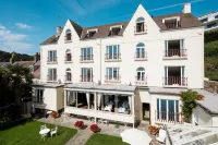 Panorama Guest House Hotels near Waitrose & Partners