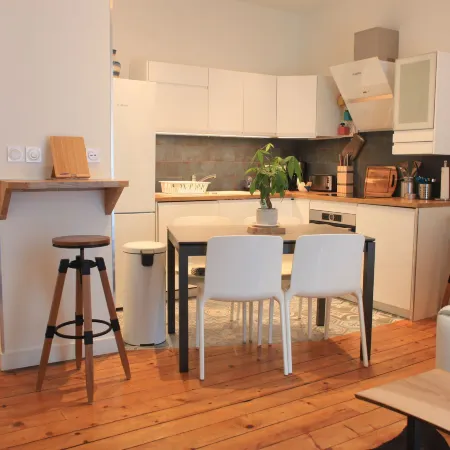 T3 of 50m², 1 Bedroom and 1 Office (12m²),