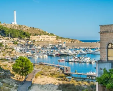 Lucia Holiday Home in Salento โรงแรมในPescoluse