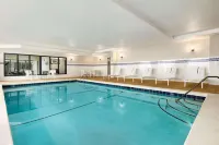 Country Inn & Suites by Radisson, Dalton, GA - piscina