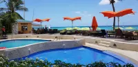 Radisson Aquatica Resort Barbados - Pemandangan Pantai