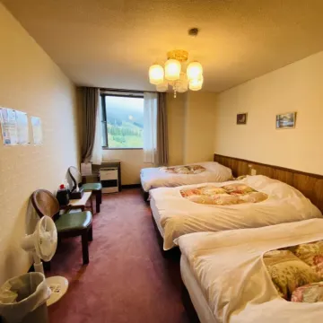 Naeba Lodge OKA Hotels near منتجع نايبا للتزلج