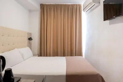 Hotel Queens - Adults Only