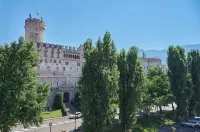 B&B la Loggia Del Castello Hoteles en Cognola