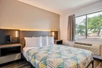 Motel 6 Marina, CA - Monterey