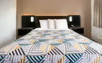 Motel 6 Sacramento, CA - North Hotels in McClellan Park