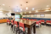 Comfort Suites Hopkinsville Near Fort Campbell - breakfast