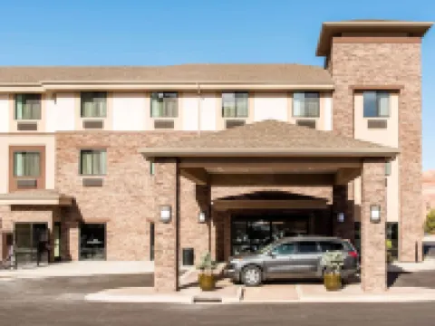 摩押-近拱門國家公園舒眠套房酒店 摩押酒店