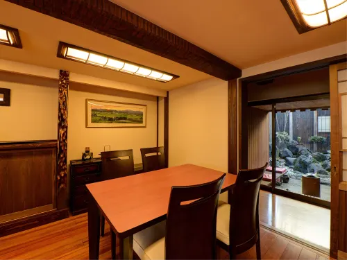 Azuma Ryokan - parking