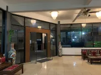 Star Suite Hotel Hotel dekat MENARA ASMAUL HUSNA WALI BAROKAH