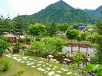 Danyang Yeonhwabong Pension Hotels near Guinsa Temple