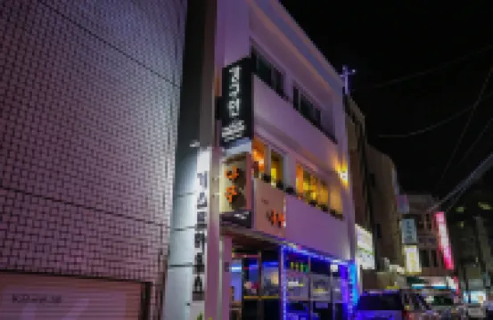 Tongyeong Gangguan Guest House Hotels in 