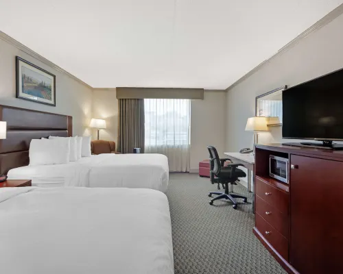 Best Western Plus City Centre Inn Hotels near Glenora