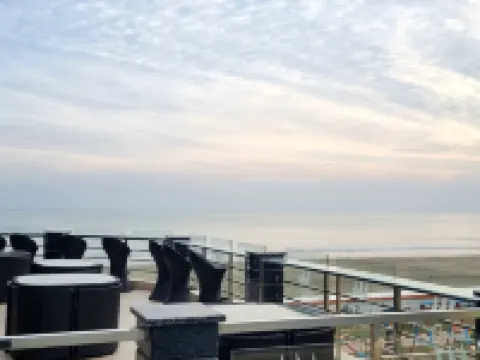 Aqua Marina Drive Inn โรงแรมในมณฑรมุณี