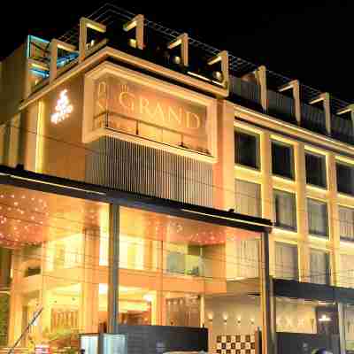 Dng the Grand Hotel Hotel Exterior