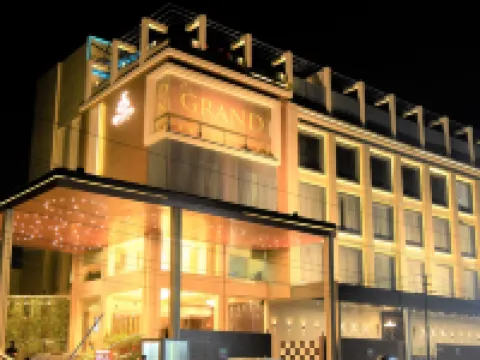 Dng the Grand Hotel Hotels in Kanpur