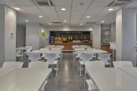 City Express by Marriott Tehuacan - breakfast