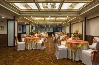 Hotel Crystal Palace Hotels in Meerut