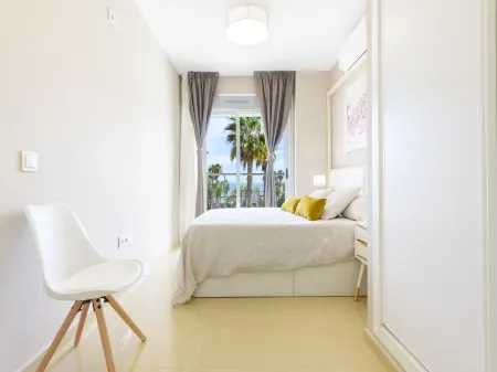 Miramar Отели рядом с достопримечательностью «Punta Larga»