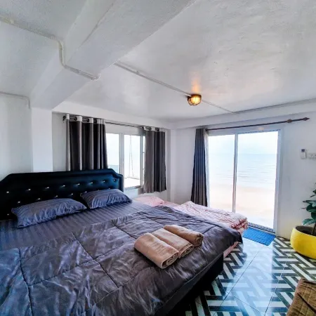 Baannaming  Beach Resort Cha-am