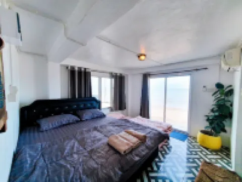 Baannaming  Beach Resort Cha-am