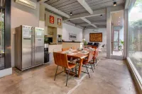 Kai Villa Escotel - The most affordable luxury villa in Jakarta