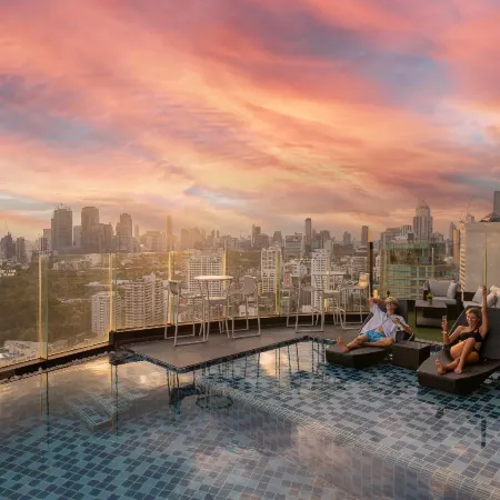 Montraj Continent Sukhumvit Bangkok
