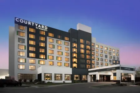Courtyard Edina Bloomington