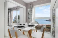 Freshwater Bay - Sea View Apartment