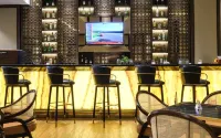 Hotel Chanti Managed by Tentrem Hotel Management Indonesia - bar