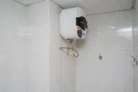 Comfort and Homey Studio Room at Serpong Garden Apartment By Travelio Hotels in Cisauk