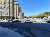 JI Hotel (Daqing West Railway Station Wanda Plaza) - موقف سيارات