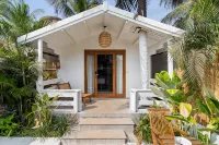 Azora by Ayatana, Goa فنادق في 